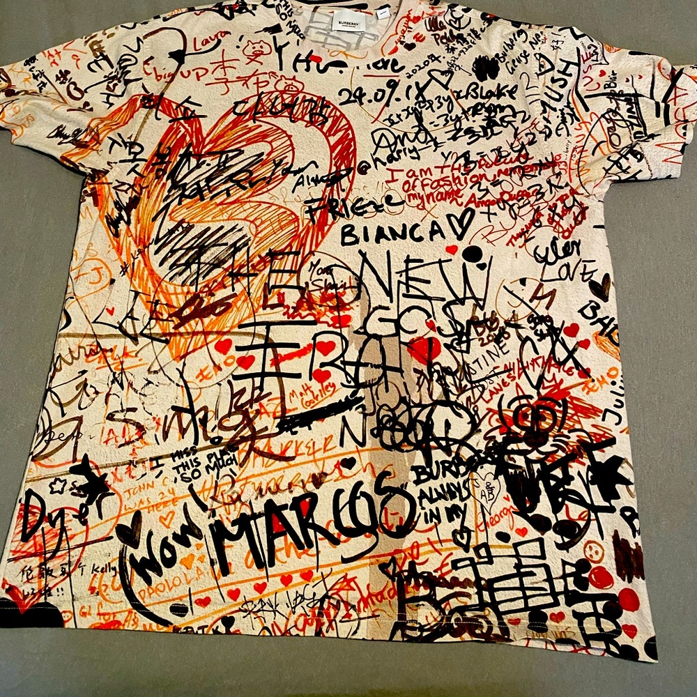 ✨Burberry T-shirt✨✅1000% Authentic ✅